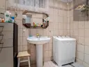 dazu-duzy-dom-z-potencjalem-w-centrum-miasta-dzialka-723m2-garaz-7c7d78-zdjecie-15