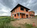 dazu-przestronny-dom-dla-rodziny-cicha-okolica-96a112