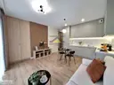 dazu-apartament-w-centrum-miasta-z-widokiem-na-park-50d544-zdjecie-3