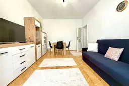 dazu-osobna-kuchnia-odswiezone-umeblowane-balkon-558e02