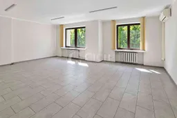 dazu-lokal-biurowy-z-przeszkleniami-386-m2-centrum-tarnowa-parter-2edfac