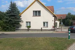 dazu-dom-wolnostojacy-250m2-dzialka-34ar-budynki-70464d