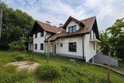 dazu-zablocie-dom-24566-m2-ok-7-km-od-wieliczki-duzy-garaz-494d08