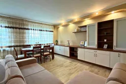 dazu-42-m2-po-remoncie-klimatyzacja-balkon-hajnowka-53f3bd