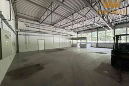 dazu-do-wynajecia-magazyn-231m2-niskiego-skladowania-na-bialolece-trasa-s8-cc09d5