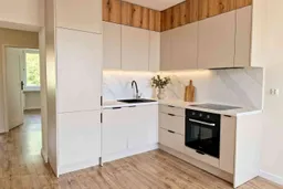 dazu-mieszkanie-po-swiezo-po-remoncie-balkon-ullompy-c1be0a