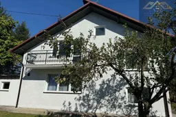 dazu-przestronny-dom-do-wynajecia-w-szczucinie-cdf0f9