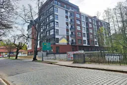 dazu-mieszkanie-z-antresola-i-balkonem-w-nowym-bloku-d66fea