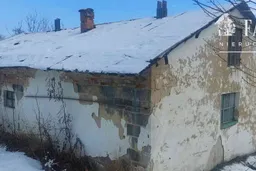 dazu-siary-dzialka-budowlana-20-a-budynkiem-1167s-b4a879