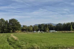 dazu-urocza-dzialka-nieopodal-ustronia-841322