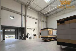 dazu-na-wynajem-magazyn-435m2-biuro-170m2-w-kompleksie-biznesowym-wlochy-647db3