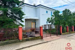dazu-dom-z-potencjalem-do-zycia-i-biznesu-jaroszowka-73751f