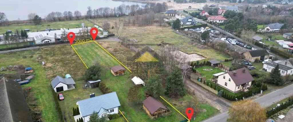 dazu-dzialka-z-domkami-letniskowymi-nad-jeziorem-c13976