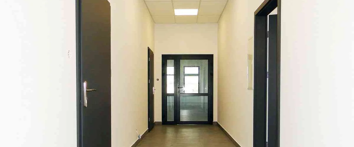 dazu-budynek-1400-m2-szkola-fitness-gabinety-ea9caa