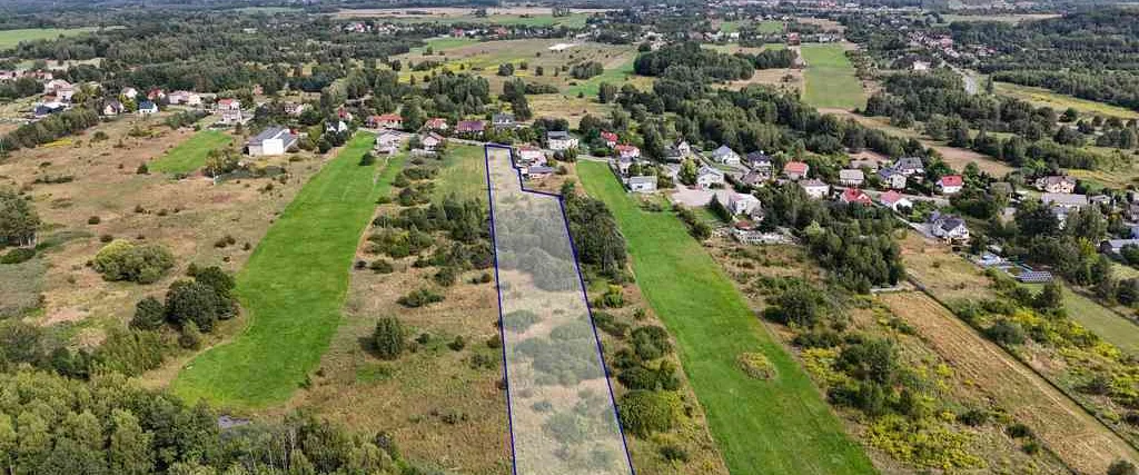 dazu-poczesna-ul-lakowa-dzialka-na-sprzedaz-89c835