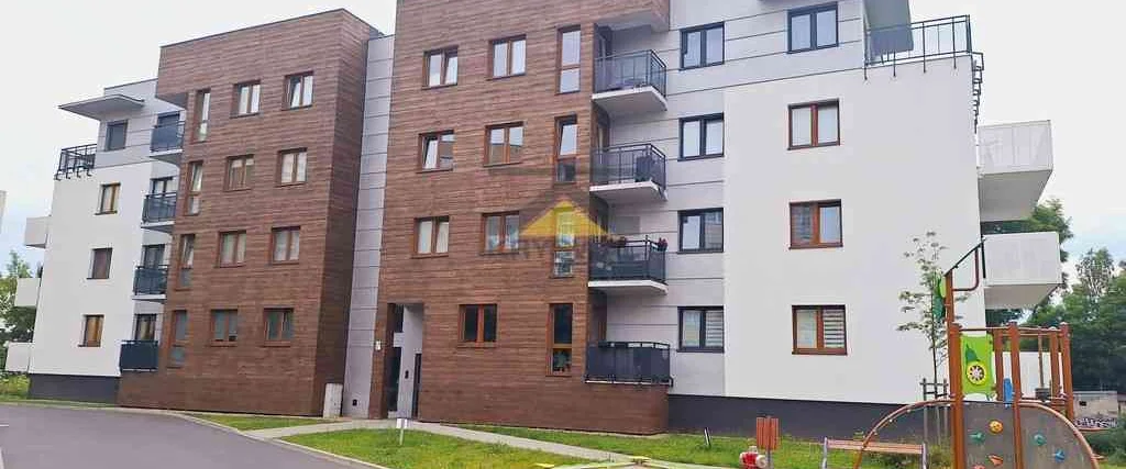 dazu-miejsce-postojowe-w-hali-garazowej-os-piaski-c215aa