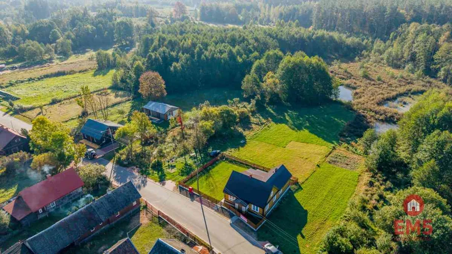 dazu-siedlisko-w-malowniczej-okolicy-3587e9