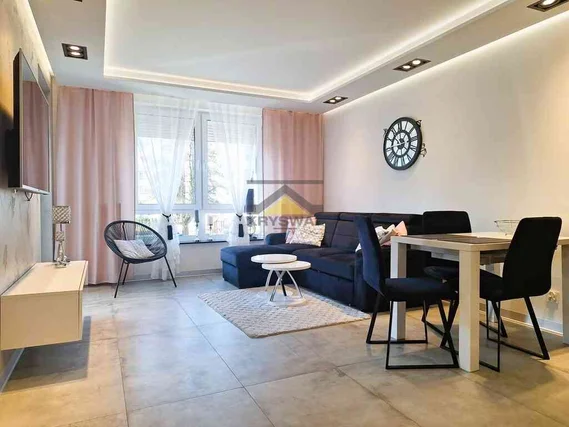 dazu-2-pokojowy-apartament-z-miejscem-postojowym-028d62
