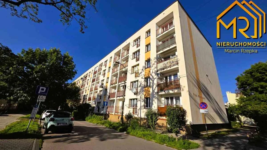 dazu-mieszkanie-na-i-pietrze-naprzeciw-ch-max-2de406