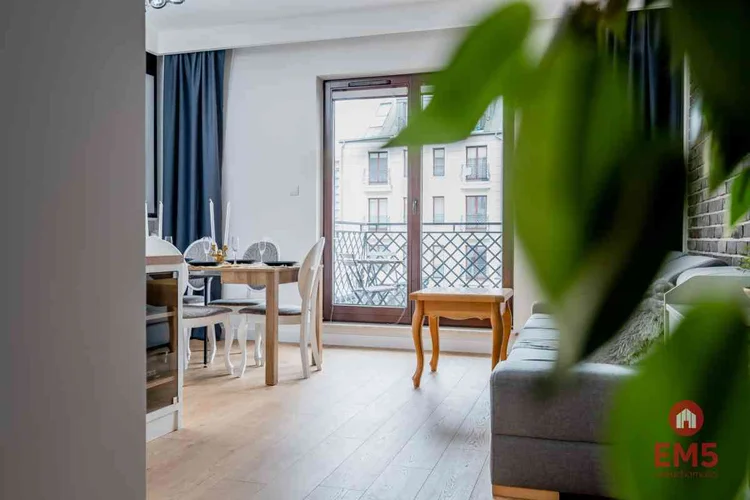 dazu-apartament-premium-z-kinem-domowym-mlynowa-b6cb2e