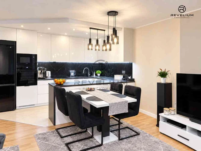 dazu-4-pokojowe-mieszkanie-8295-m2-morena-balkon-b7d440