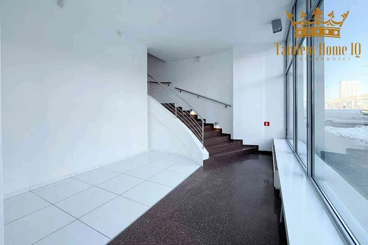 dazu-do-wynajecia-237m2-w-scislym-centrum-warszawy-na-marszalkowskiej-752d94