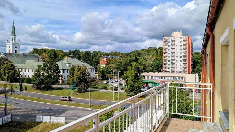 dazu-wyjatkowy-apartament-z-prywatnym-tarasem-i-rooftop-3ffca3