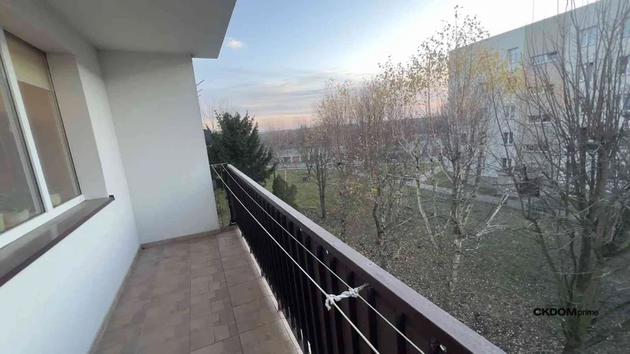 dazu-mieszkanie-62m2-3-pokoje-balkon-staszow-okazja-94c352