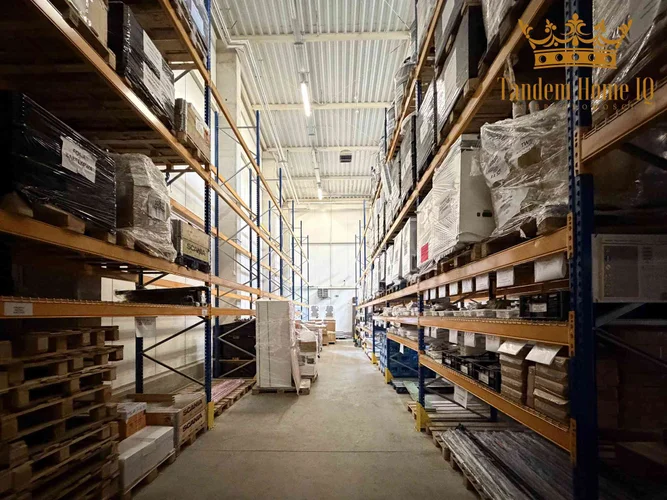 dazu-na-wynajem-magazyn-560m2-biuro-275m2-w-kompleksie-biznesowym-wlochy-633320