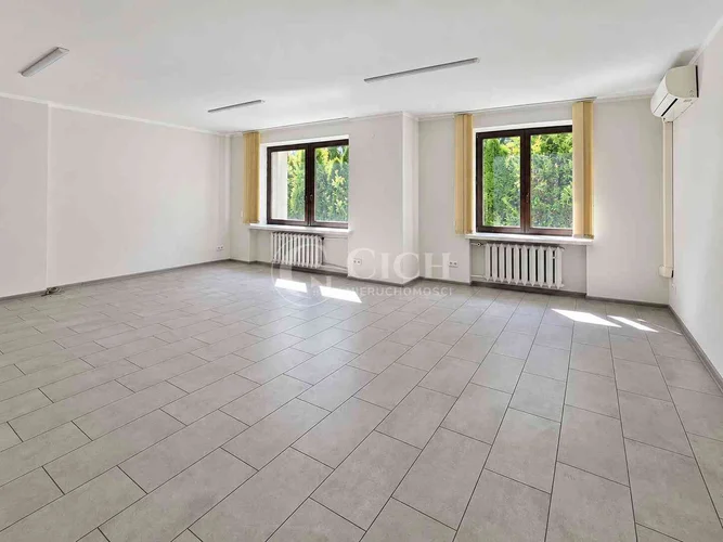 dazu-lokal-biurowy-z-przeszkleniami-386-m2-centrum-tarnowa-parter-2edfac