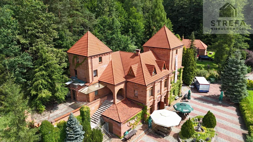 dazu-zamek-hotel-restauracja-gotowy-biznes-3c2207