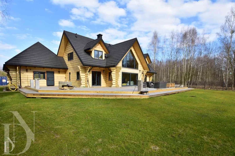 dazu-dom-z-bala-260m2-na-dzialce-2284m2-stary-dwor-910c77