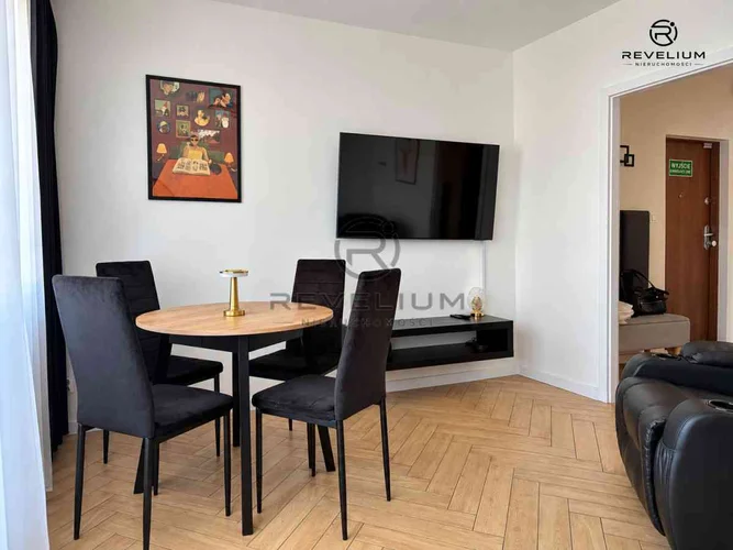 dazu-2-pokoje-42-m2-balkon-piwnica-po-remoncie-11ba92