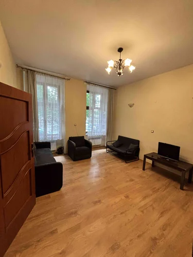 dazu-lokal-mieszkalny-stare-miasto-sw-sebastiana-202-w-krakowie-5c4c23