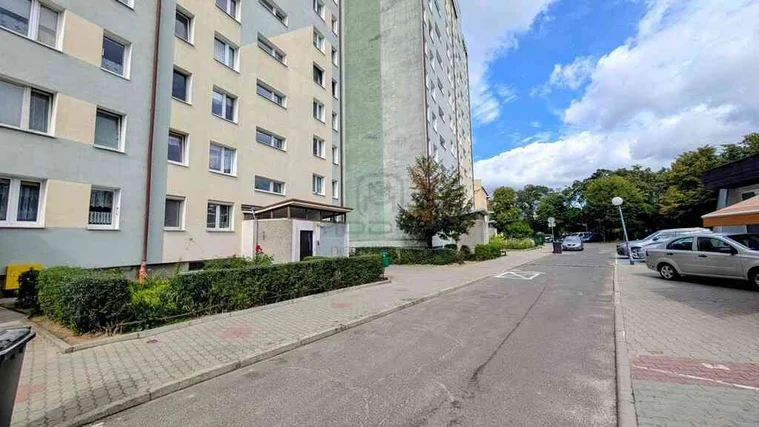 dazu-mieszkanie-trzypokojowe-os-dolinki-7c8e67